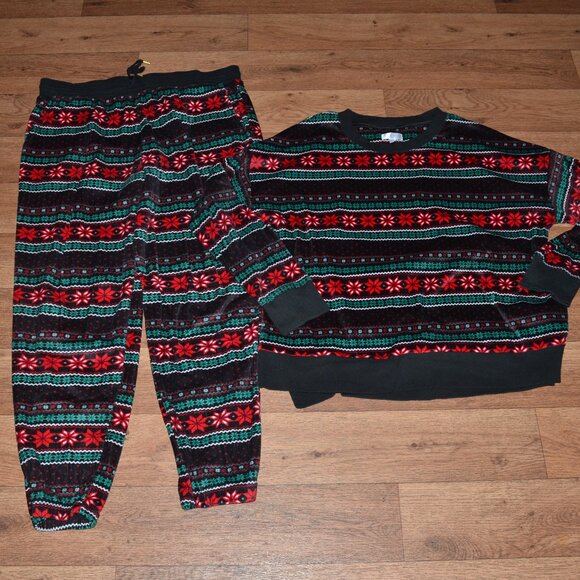 Secret Treasures Pajamas Size Large (12-14) - Picture 1 of 6